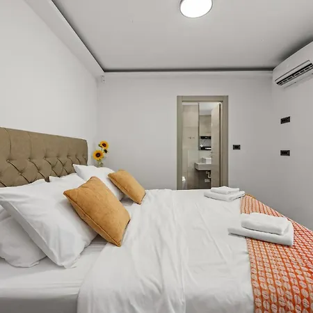 Villa Speranza With Illuminated Pool Pula